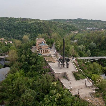 Bobevata Guest House - Floor 2 - Stunning View Old Town Veliko Tarnovo Exterior photo