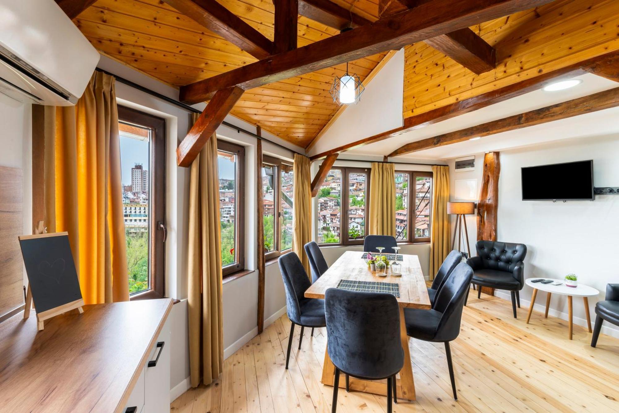 Bobevata Guest House - Floor 2 - Stunning View Old Town Veliko Tarnovo Exterior photo