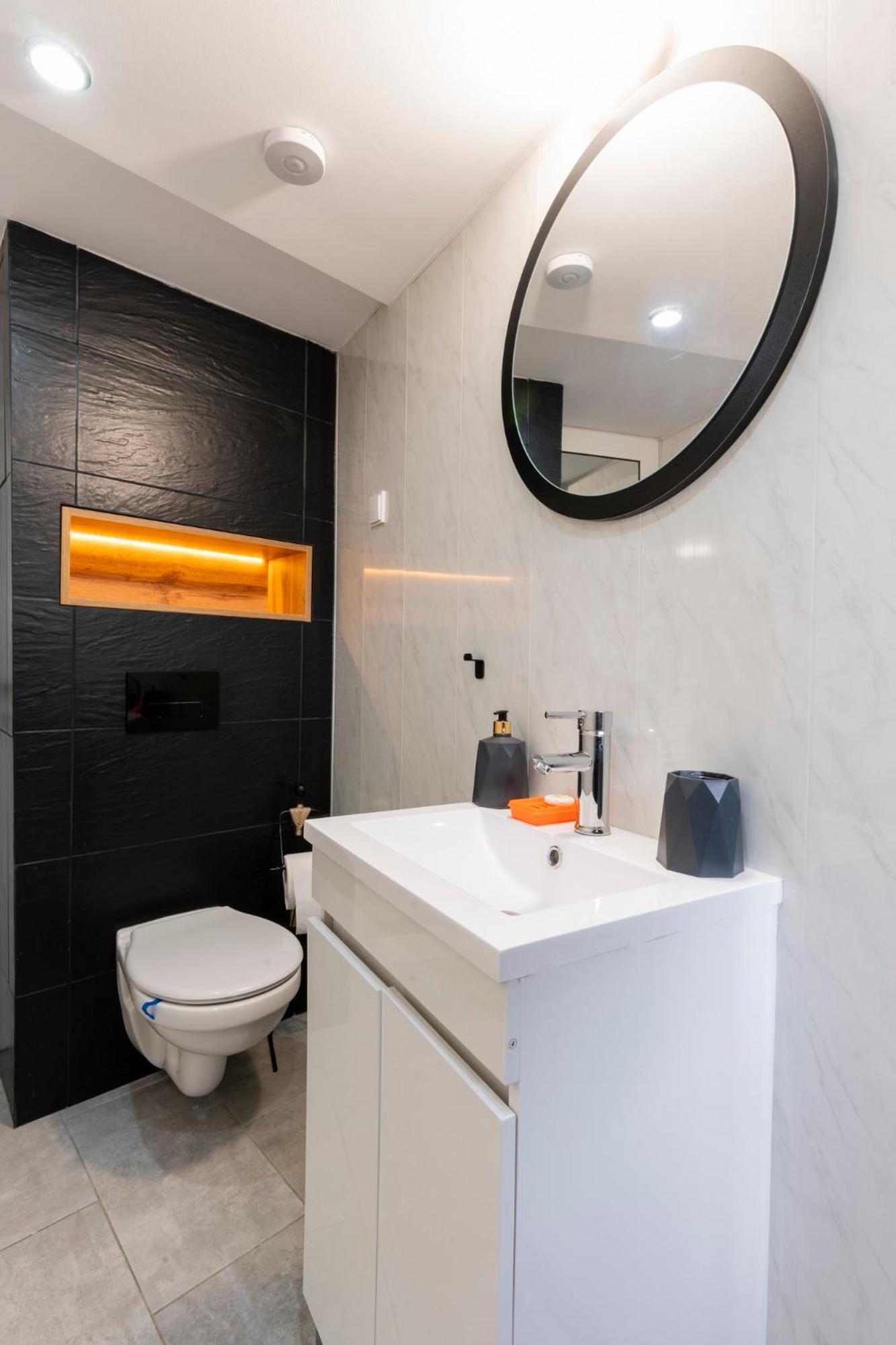 Bobevata Guest House - Floor 2 - Stunning View Old Town Veliko Tarnovo Exterior photo