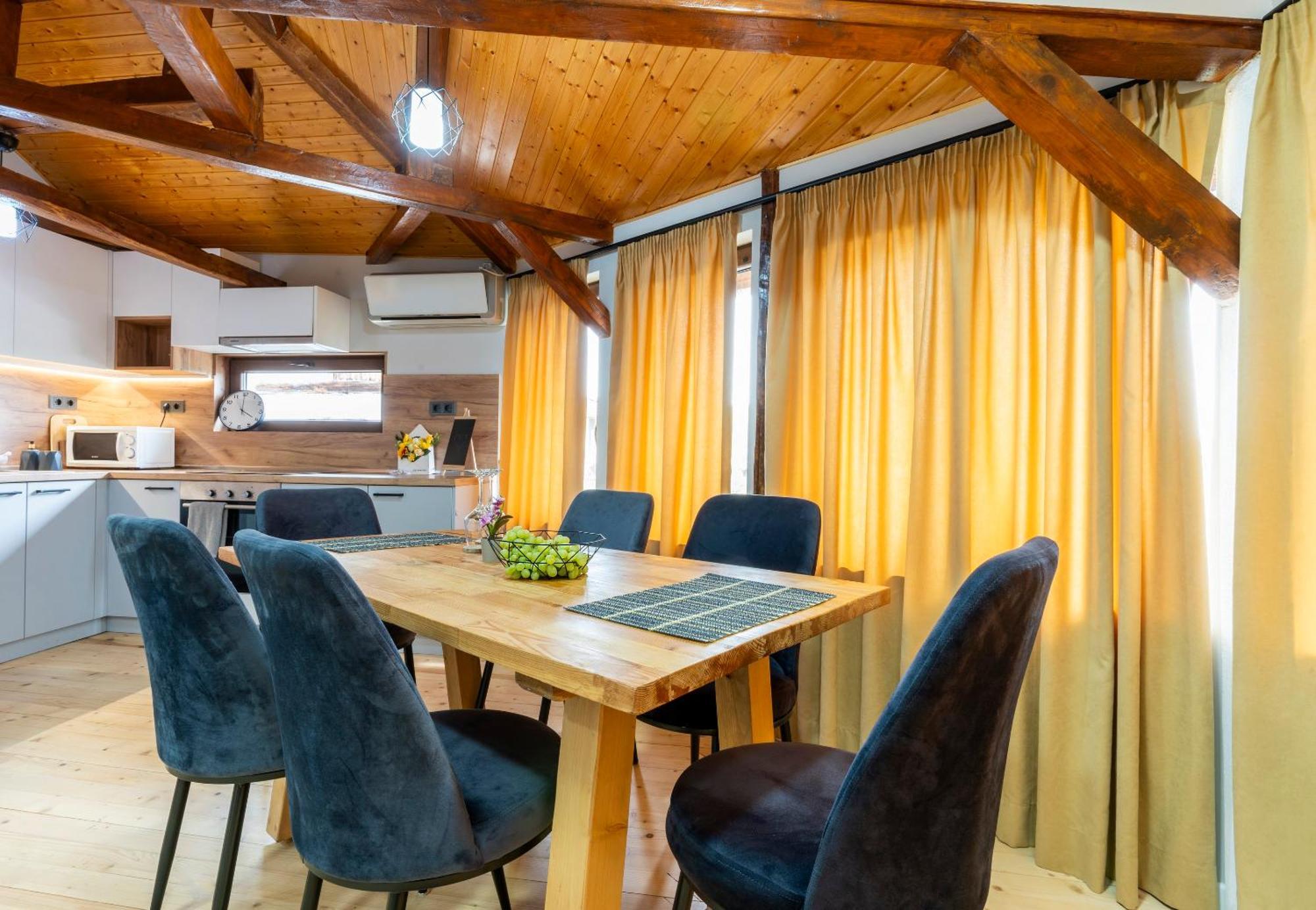 Bobevata Guest House - Floor 2 - Stunning View Old Town Veliko Tarnovo Exterior photo
