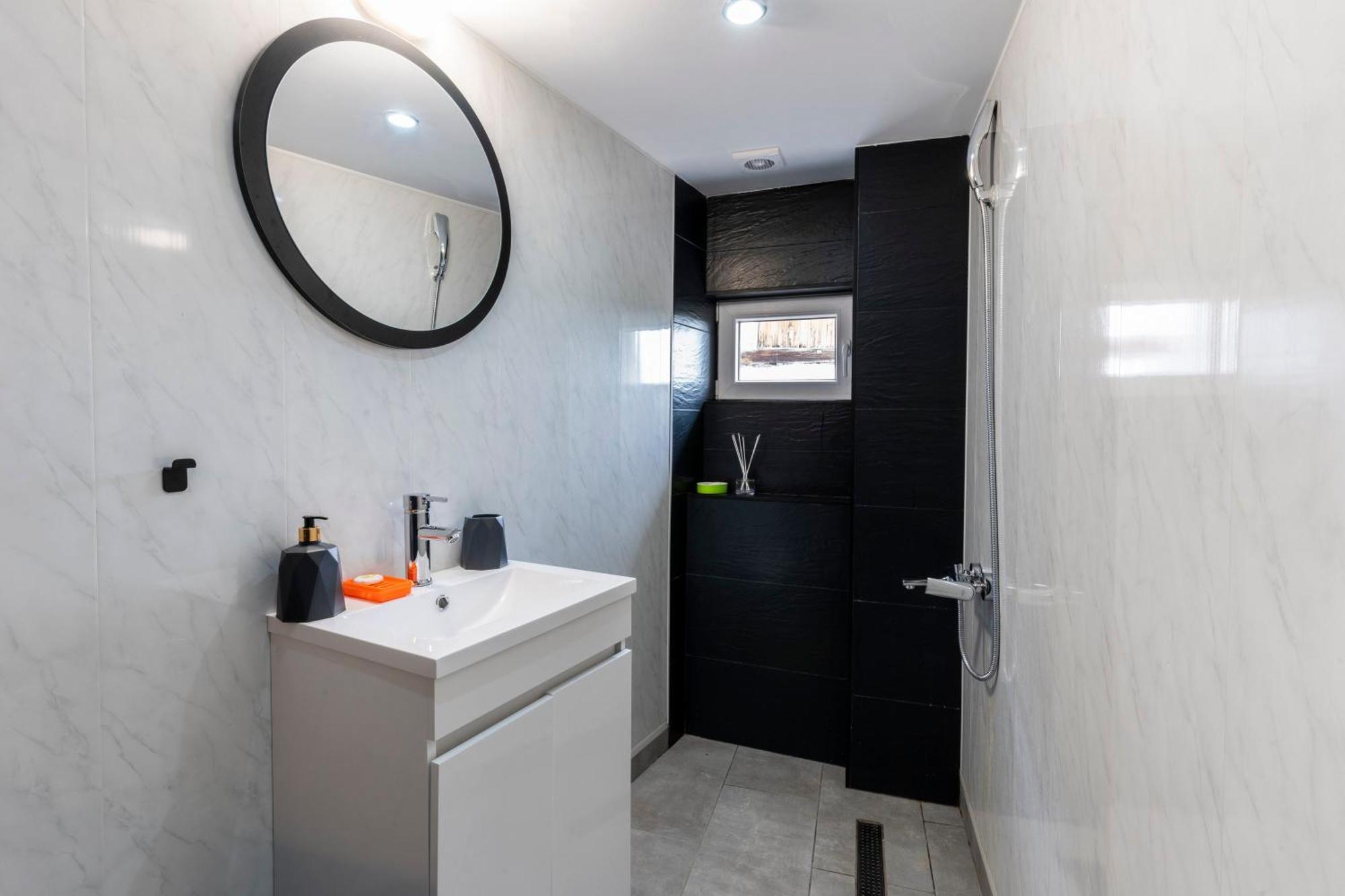 Bobevata Guest House - Floor 2 - Stunning View Old Town Veliko Tarnovo Exterior photo